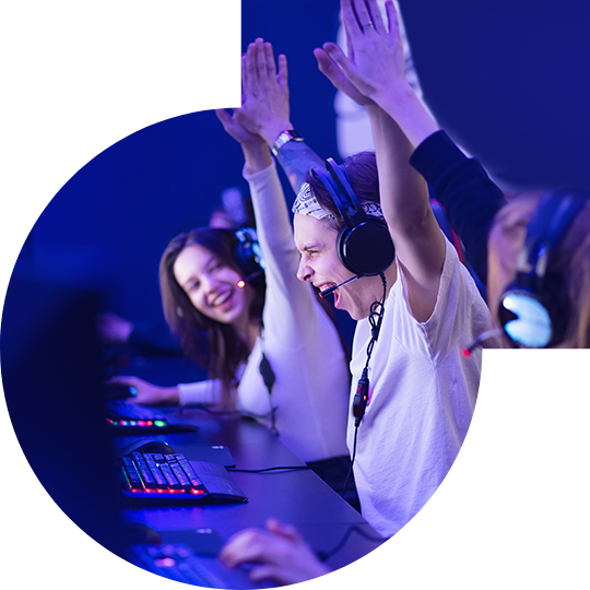 J9九游会独家双向驱动技术<br>让电竞玩家尽情享受极致高速快感